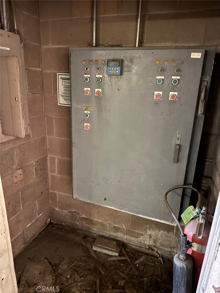 32565 Avenue 9, Madera, CA 93636