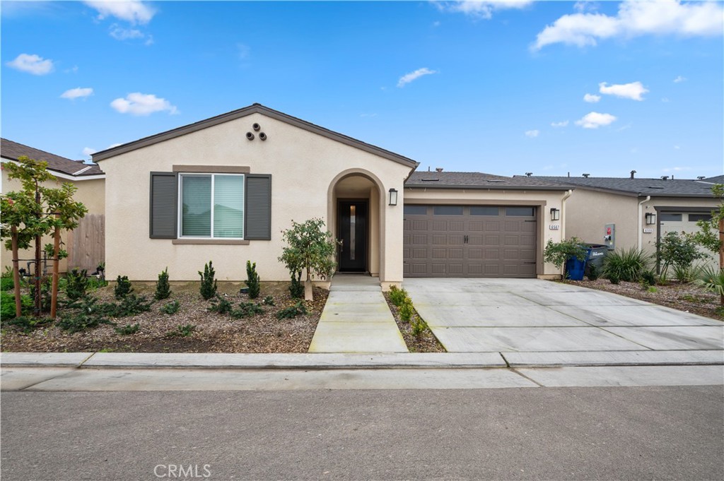 6567 E Pine, Fresno, CA 93727