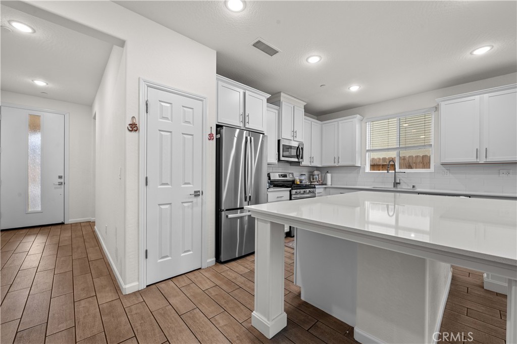 6567 E Pine, Fresno, CA 93727