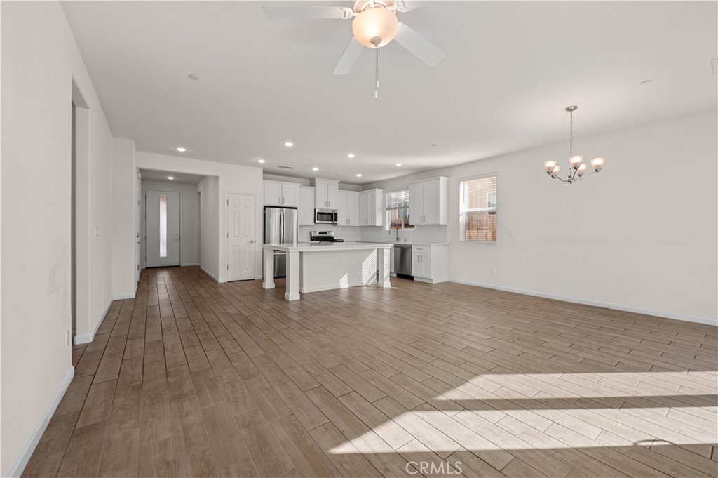 6567 E Pine, Fresno, CA 93727