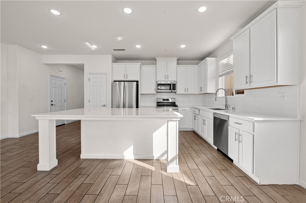 6567 E Pine, Fresno, CA 93727