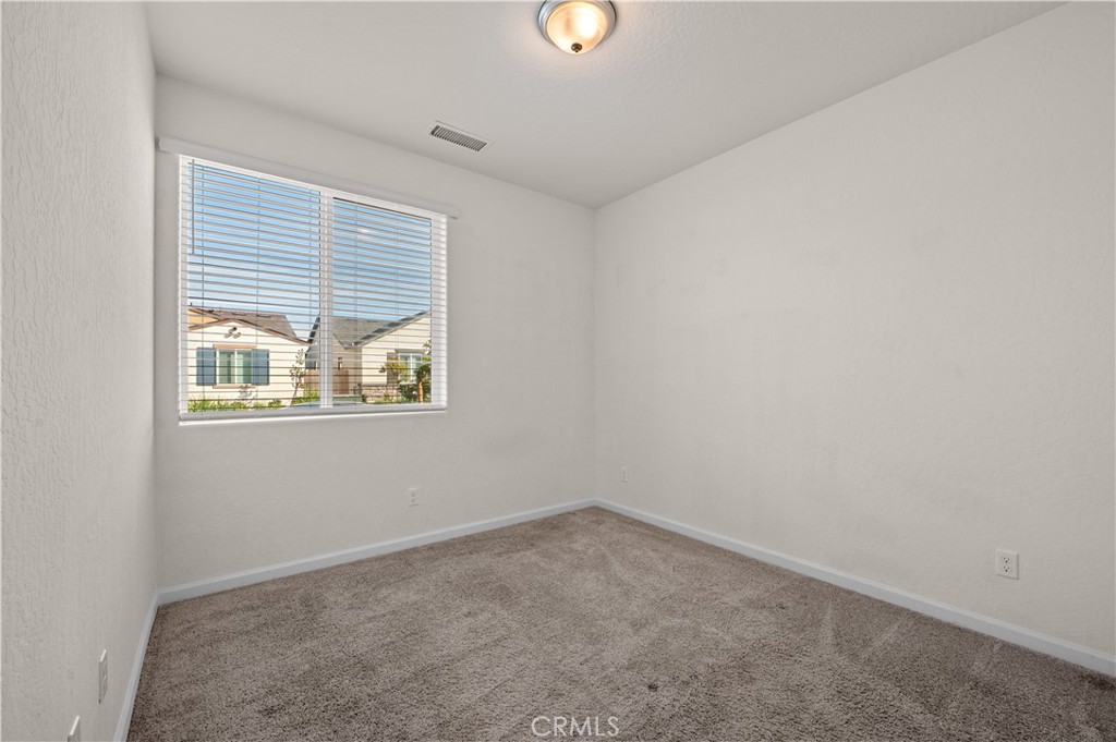 6567 E Pine, Fresno, CA 93727