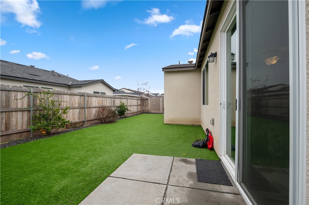 6567 E Pine, Fresno, CA 93727