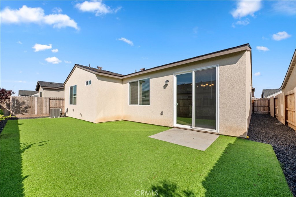 6567 E Pine, Fresno, CA 93727