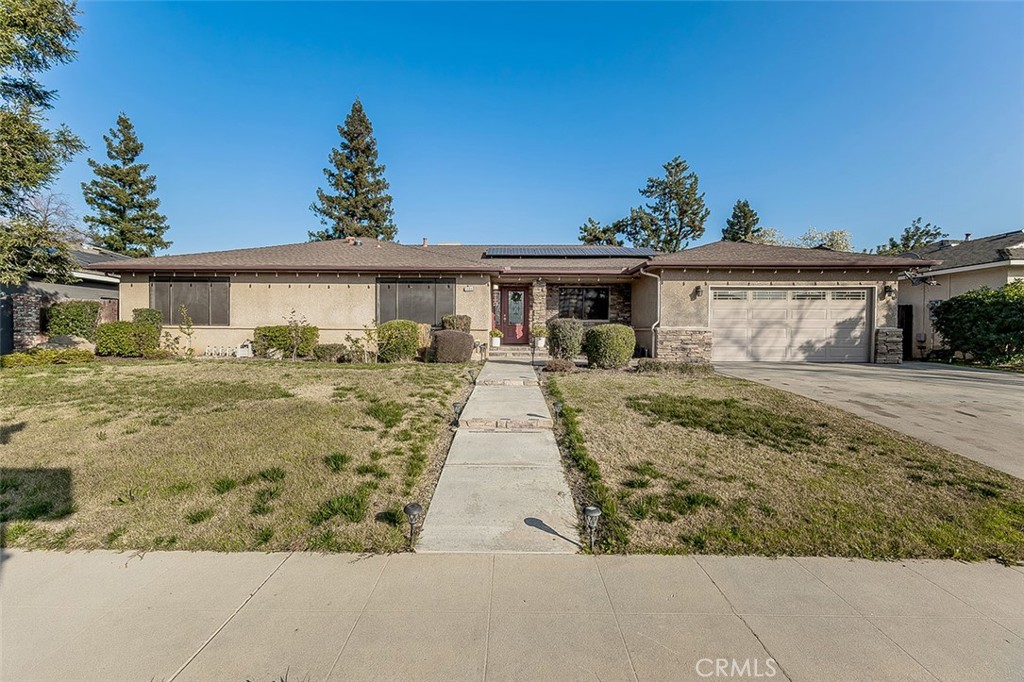 5644 N Hazel, Fresno, CA 93711