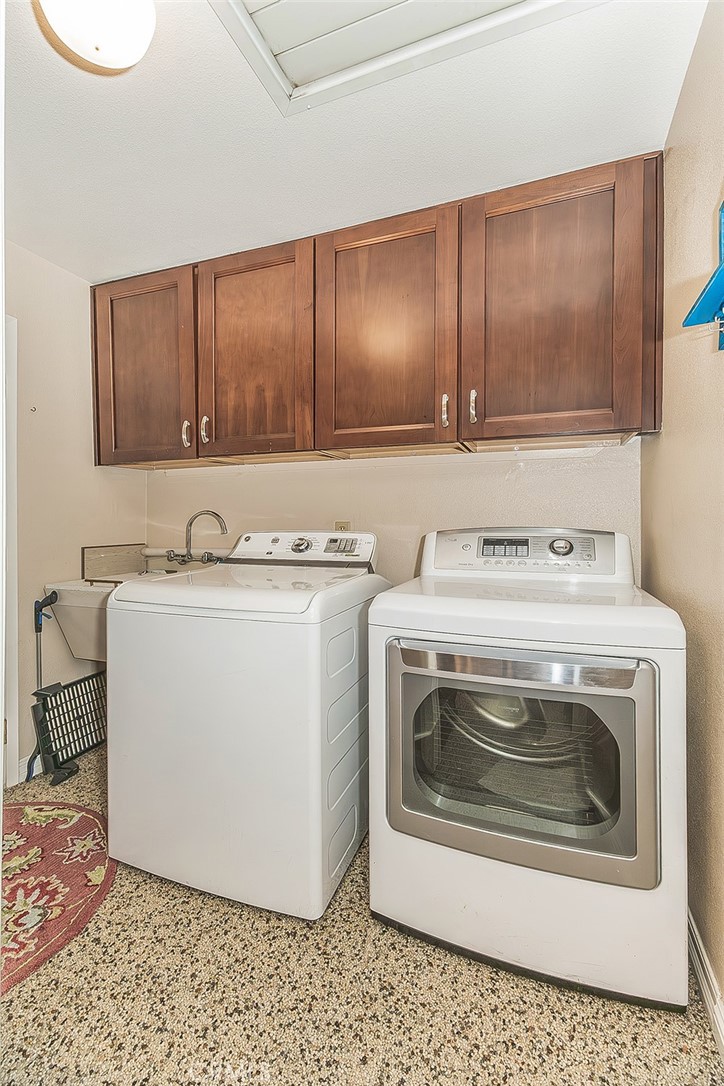 5644 N Hazel, Fresno, CA 93711