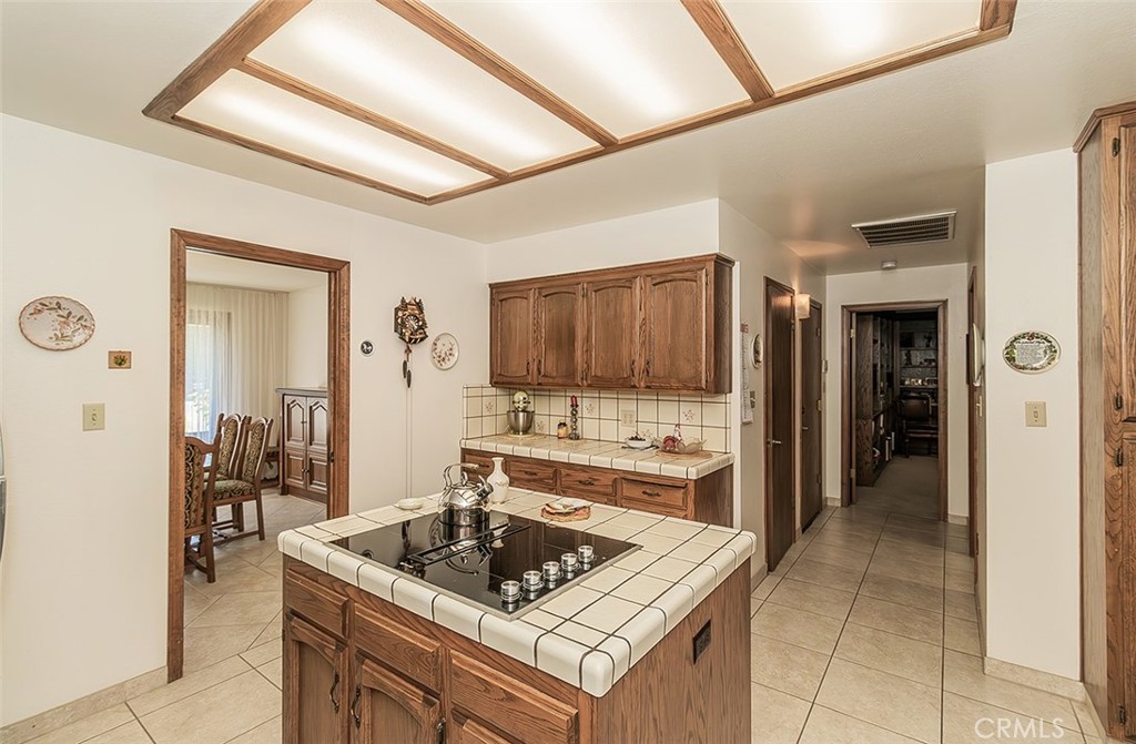 7355 N Pacific, Fresno, CA 93711