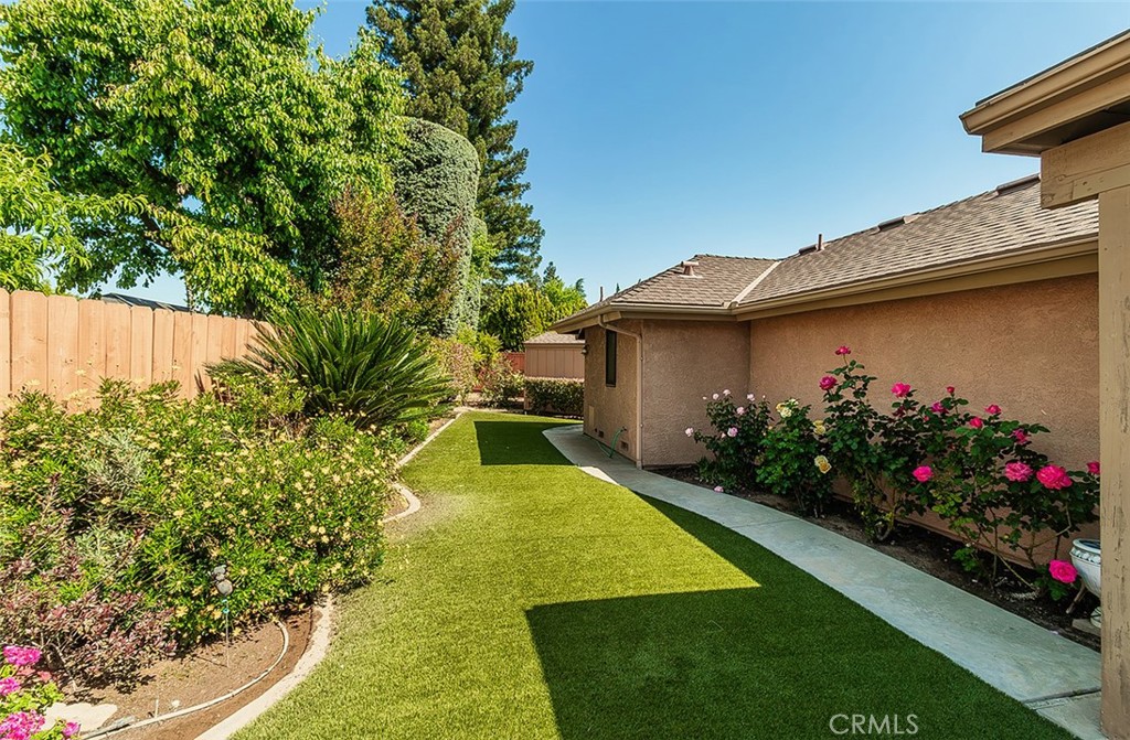 7355 N Pacific, Fresno, CA 93711