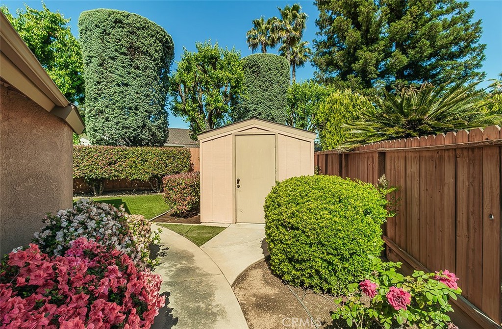 7355 N Pacific, Fresno, CA 93711