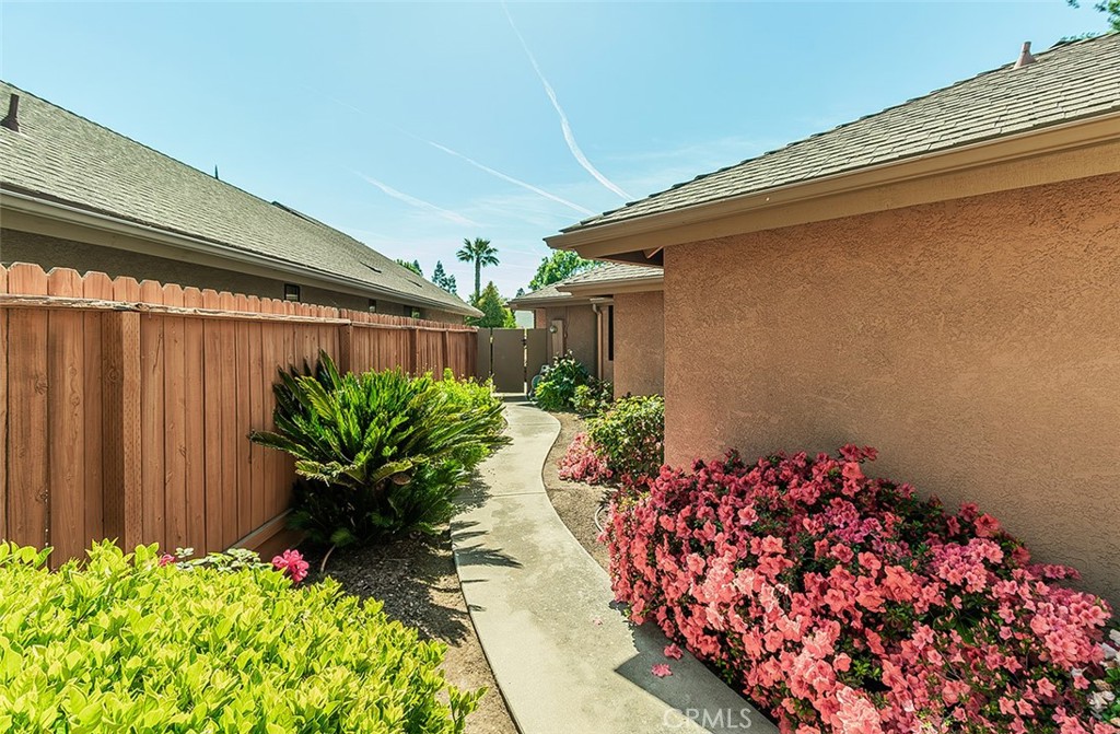 7355 N Pacific, Fresno, CA 93711