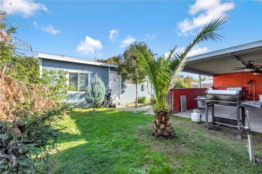 3336 N Lafayette, Fresno, CA 93705