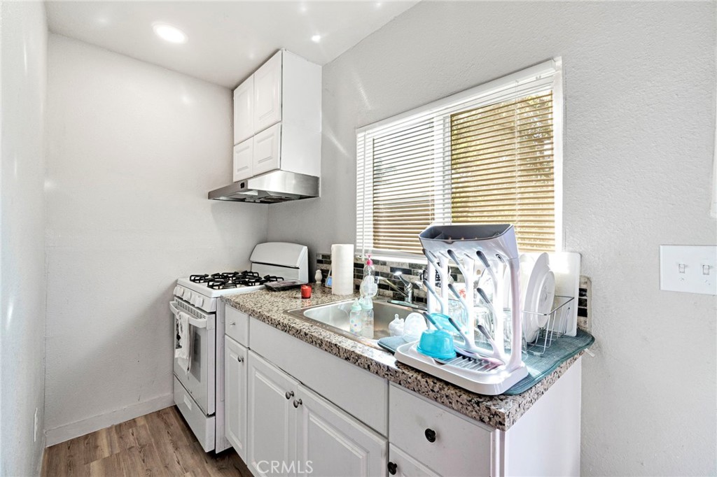 3336 N Lafayette, Fresno, CA 93705