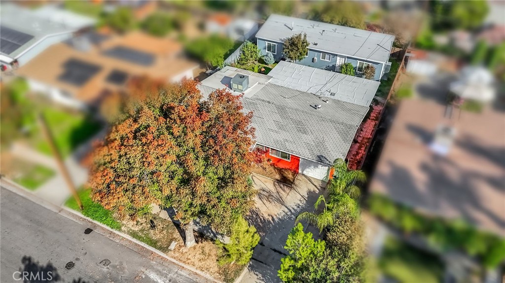 3336 N Lafayette, Fresno, CA 93705