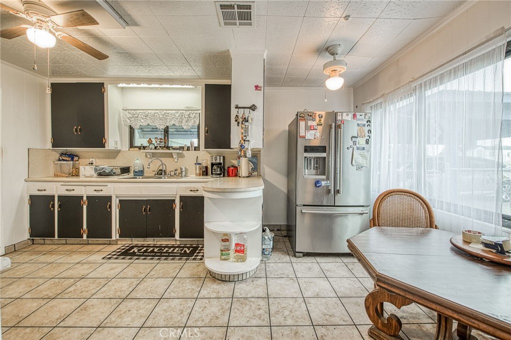 6729 W Clinton Ave, Fresno, CA 93723