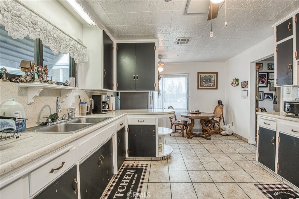 6729 W Clinton Ave, Fresno, CA 93723