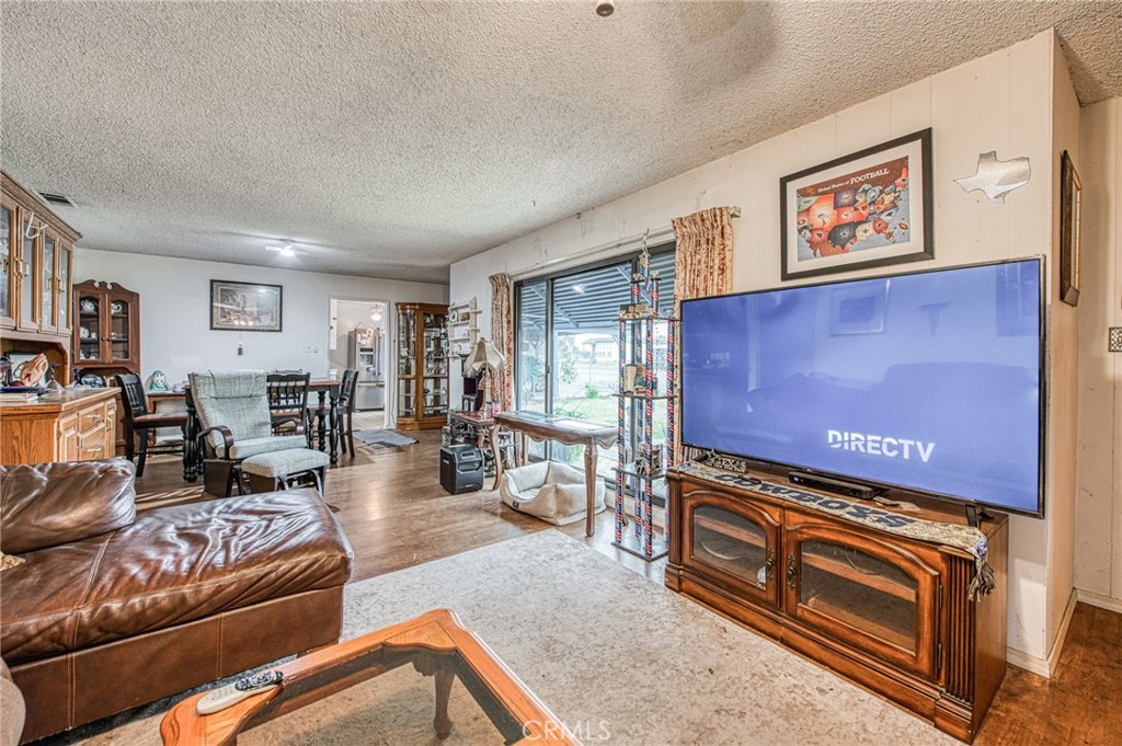 6729 W Clinton Ave, Fresno, CA 93723