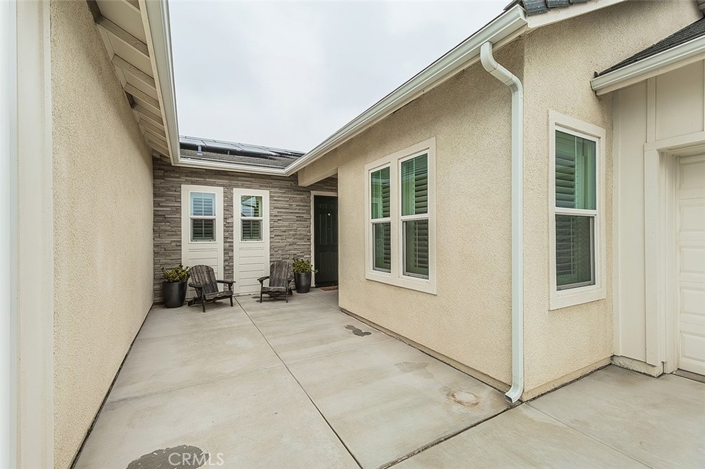 948 Beaver Pond, Madera, CA 93636