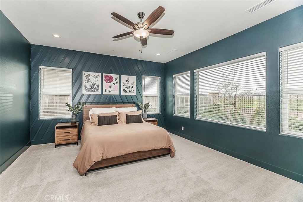 948 Beaver Pond, Madera, CA 93636