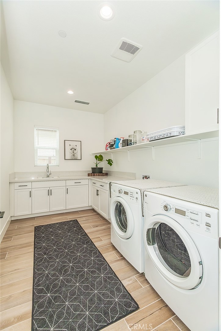 948 Beaver Pond, Madera, CA 93636