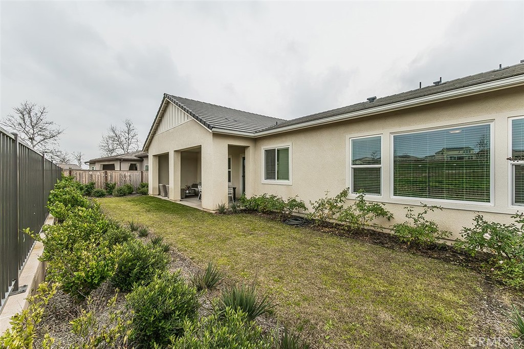 948 Beaver Pond, Madera, CA 93636