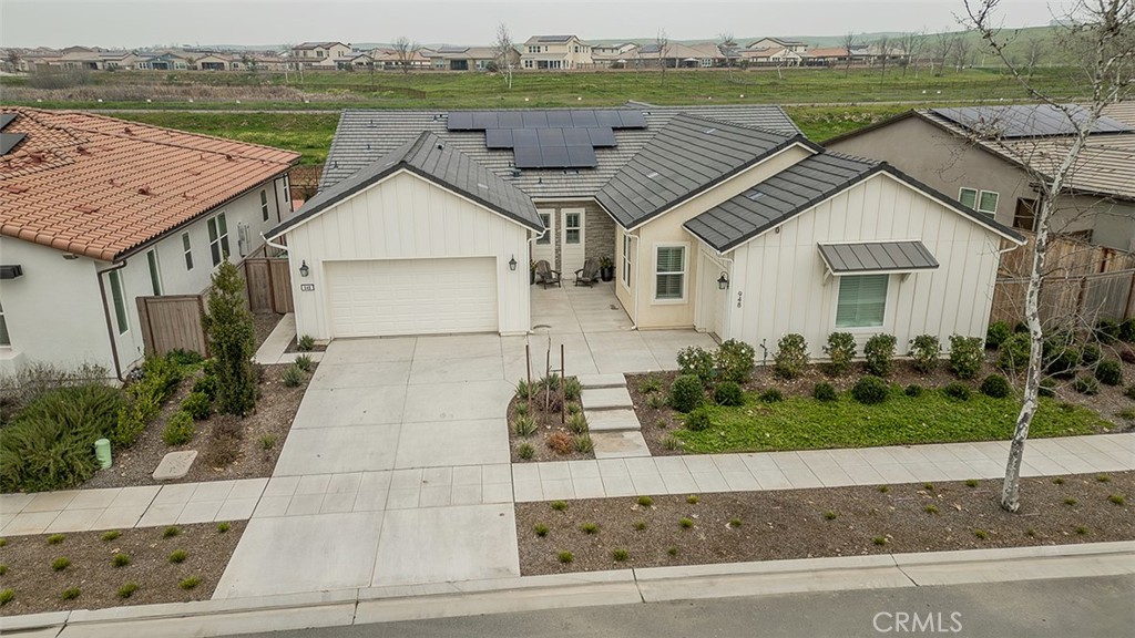 948 Beaver Pond, Madera, CA 93636