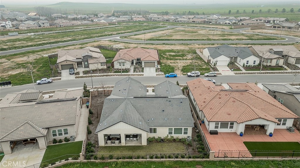 948 Beaver Pond, Madera, CA 93636