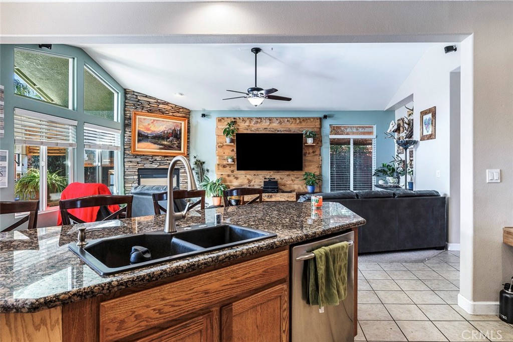 308 San Ramon Ct, Coalinga, CA 93210