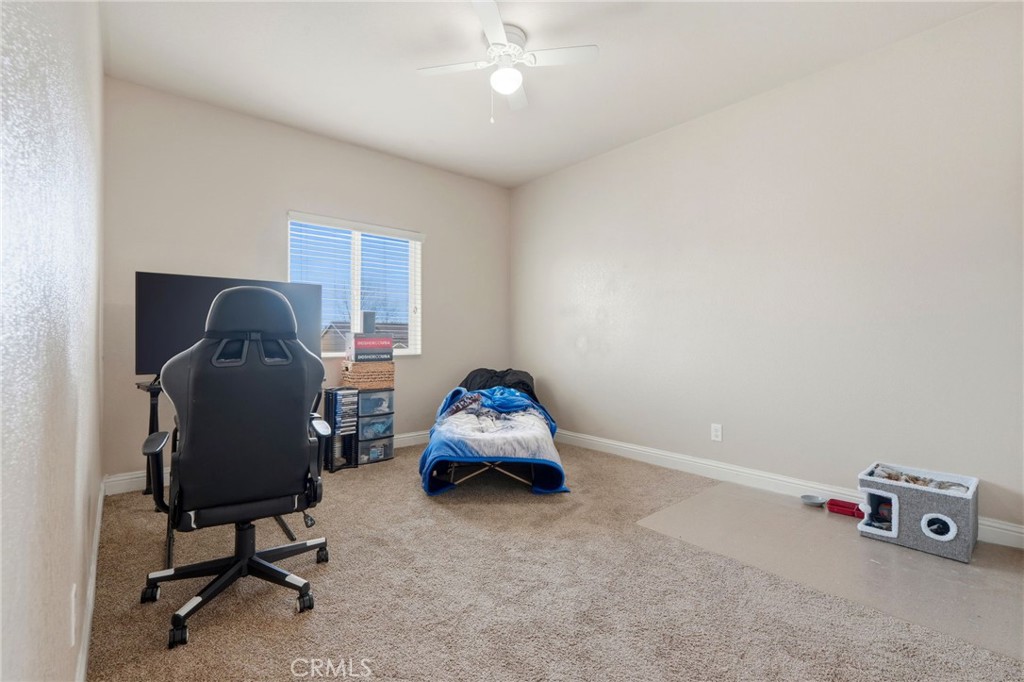 3725 W Clinton, Visalia, CA 93291