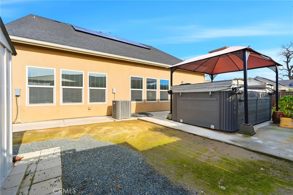 3725 W Clinton, Visalia, CA 93291