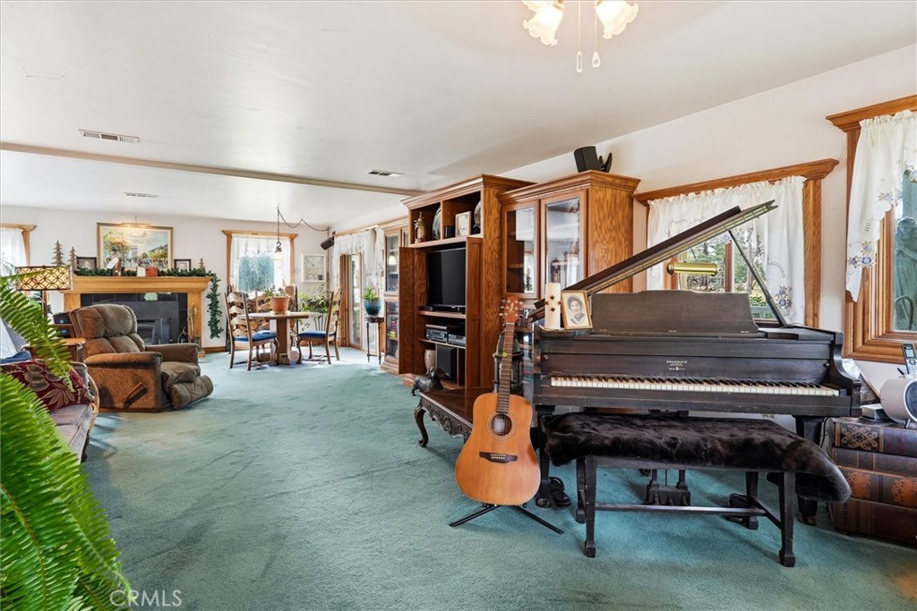 38076 Pine Meadow, Oakhurst, CA 93644