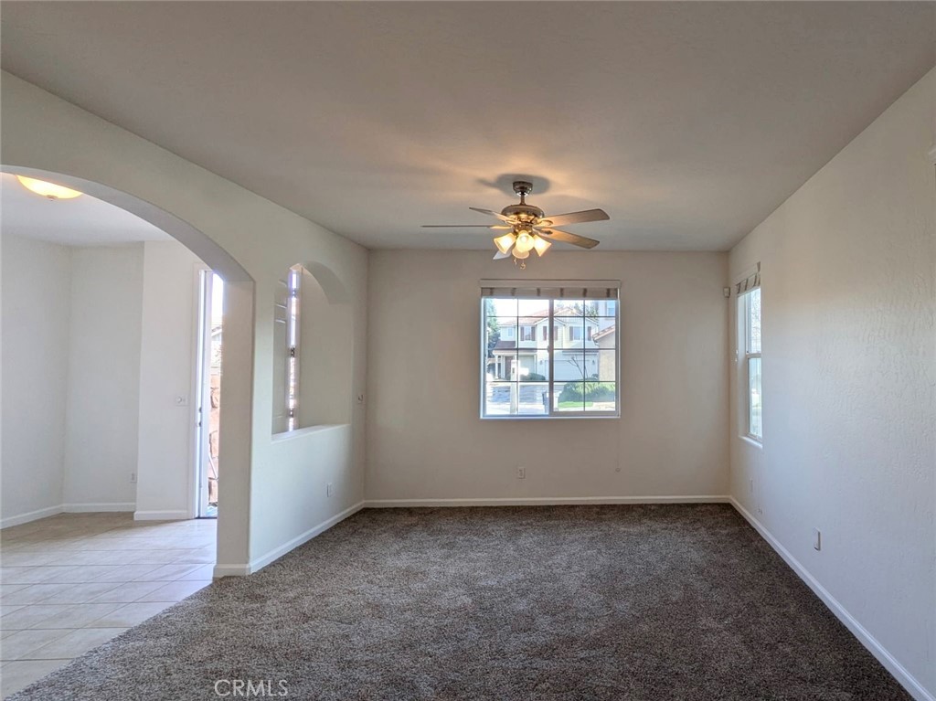 4361 W Artemisa, Fresno, CA 93722