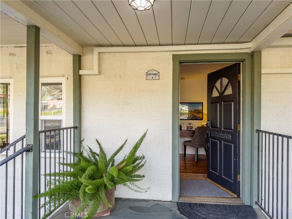 5275 N State Highway 49, Mariposa, CA 95338