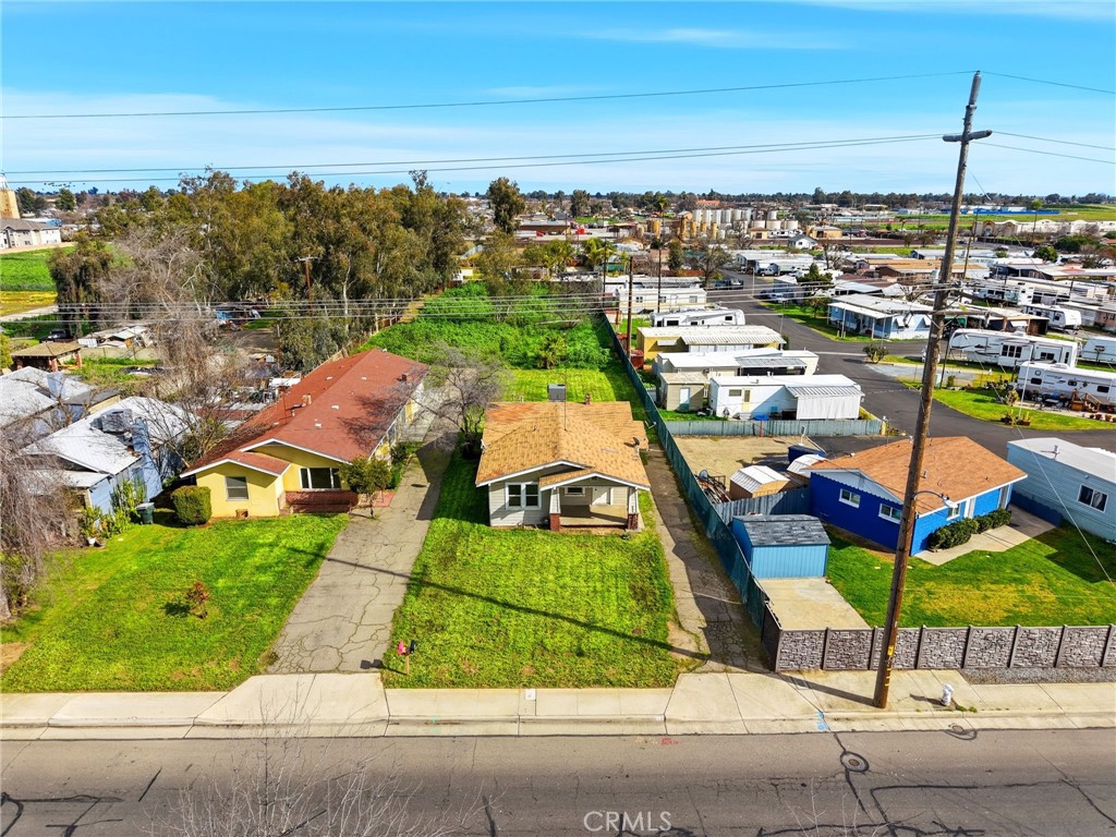 901 S 11th, Hanford, CA 93230