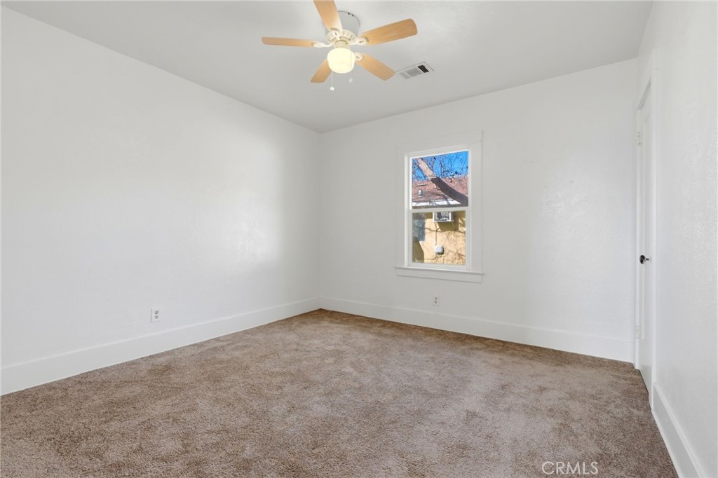 901 S 11th, Hanford, CA 93230