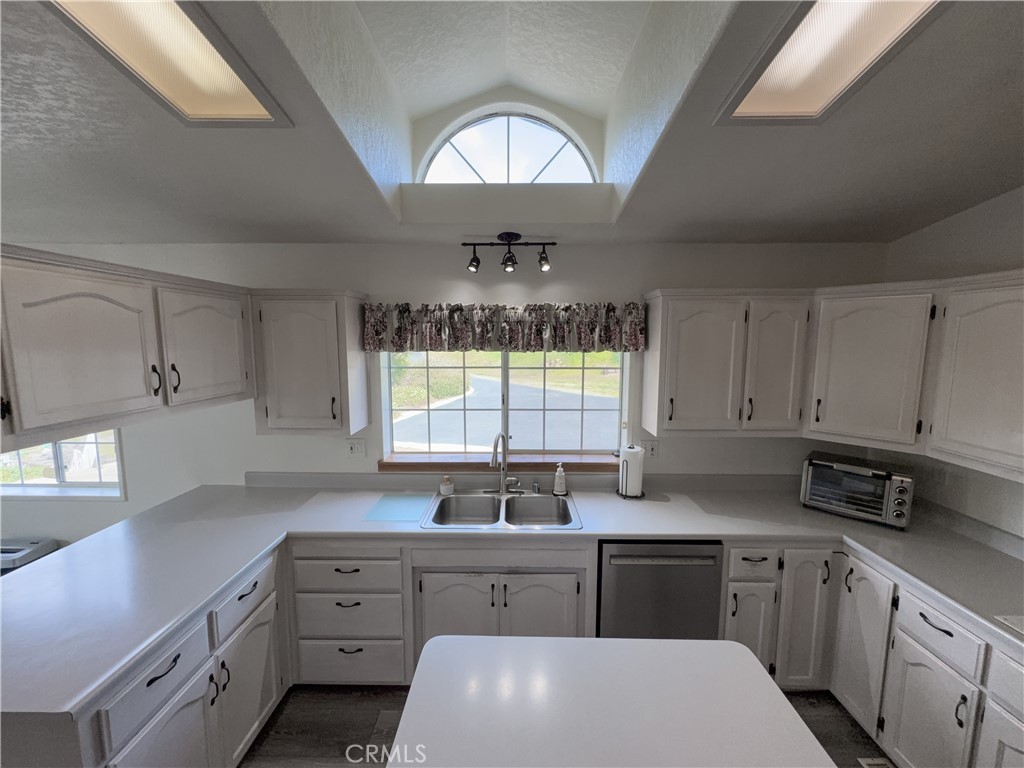 38075 Willowood, Squaw Valley, CA 93675