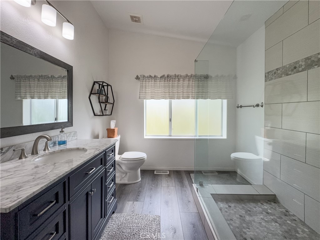 38075 Willowood, Squaw Valley, CA 93675