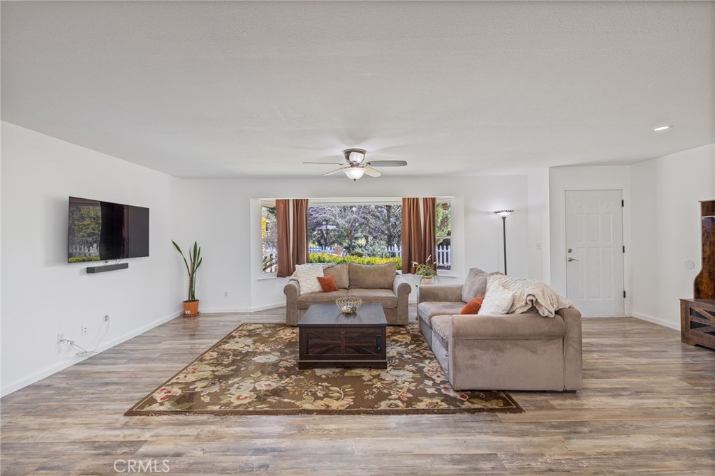 31020 Moccassin Ct, Coarsegold, CA 93614