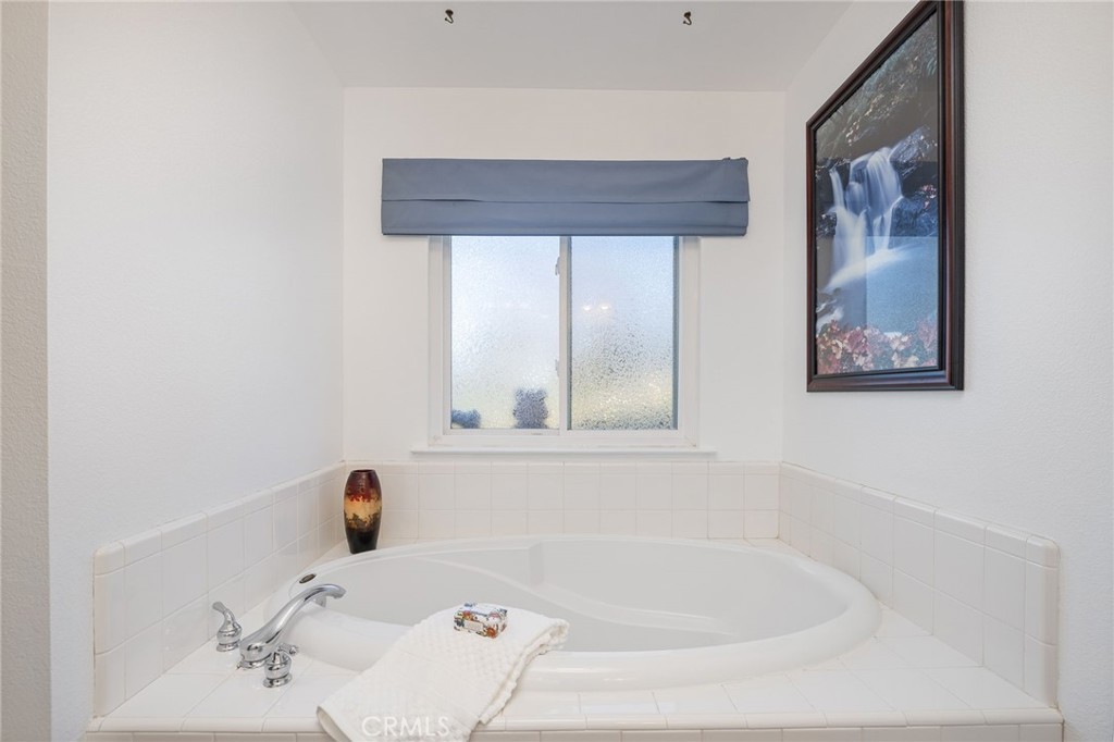 31020 Moccassin Ct, Coarsegold, CA 93614