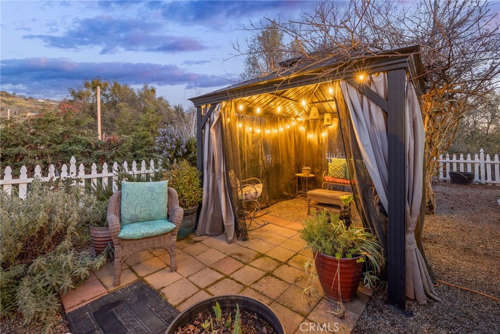 31020 Moccassin Ct, Coarsegold, CA 93614