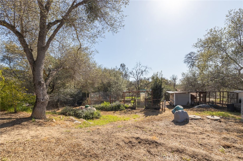 31020 Moccassin Ct, Coarsegold, CA 93614