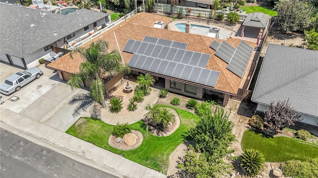 493 Timmy Ave, Clovis, CA 93612