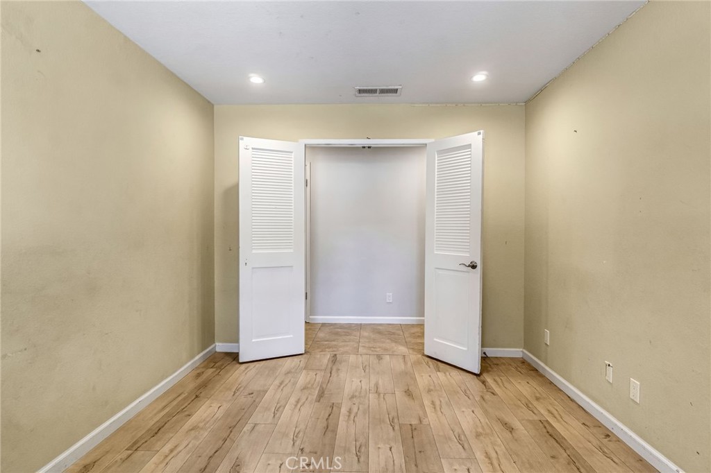 493 Timmy Ave, Clovis, CA 93612