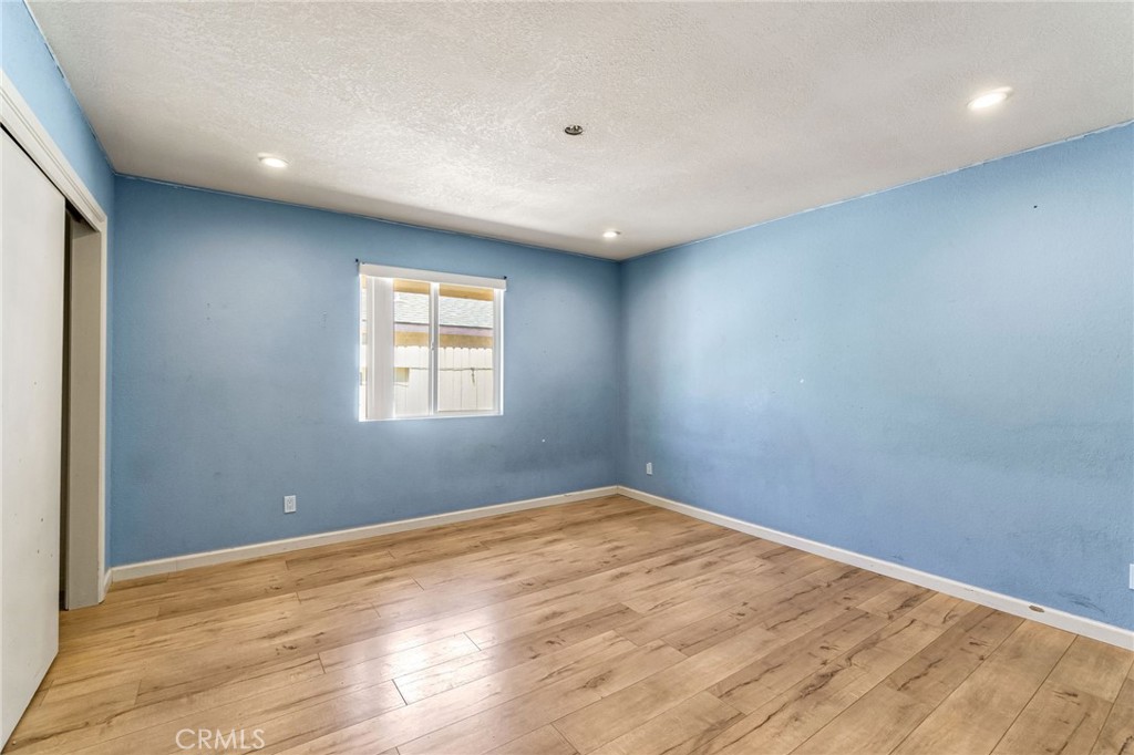 493 Timmy Ave, Clovis, CA 93612