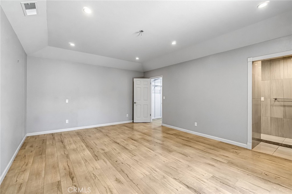 493 Timmy Ave, Clovis, CA 93612