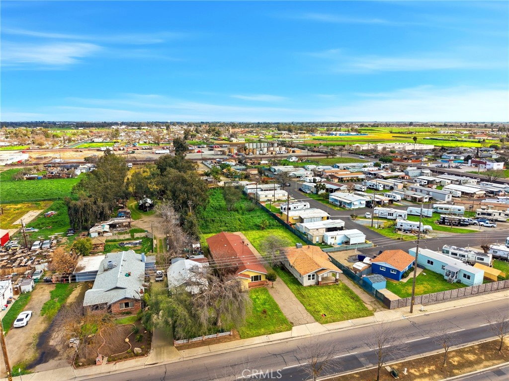 821 S 11th, Hanford, CA 93230