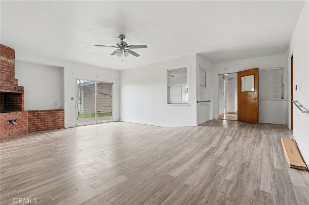 821 S 11th, Hanford, CA 93230