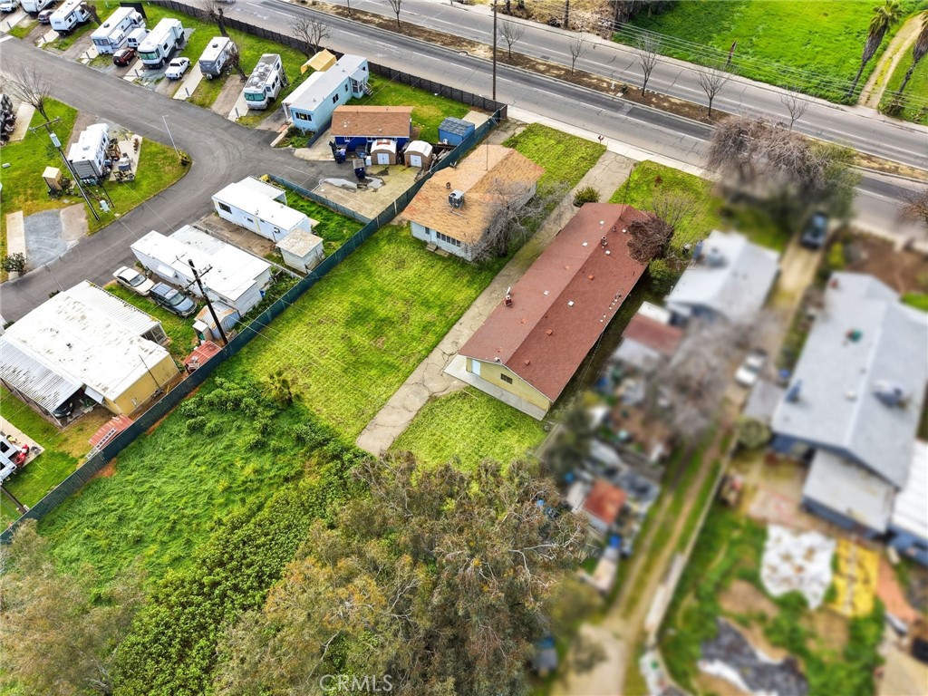 821 S 11th, Hanford, CA 93230