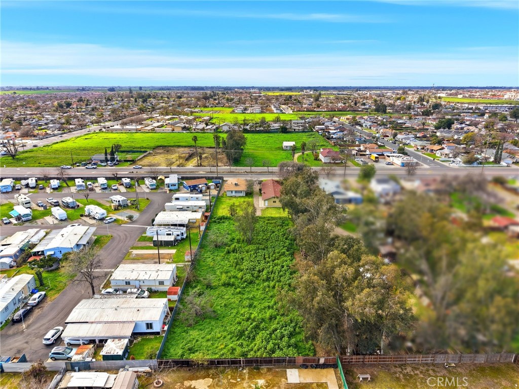 821 S 11th, Hanford, CA 93230