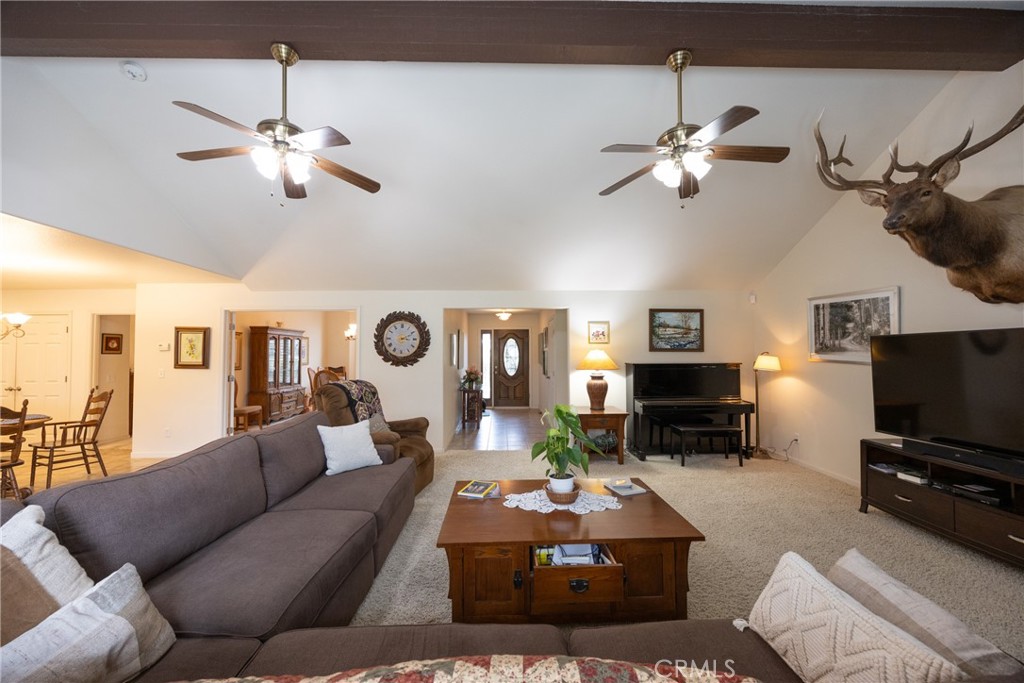 41766 John Muir Drive, Coarsegold, CA 93614