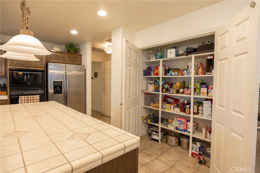 41766 John Muir Drive, Coarsegold, CA 93614